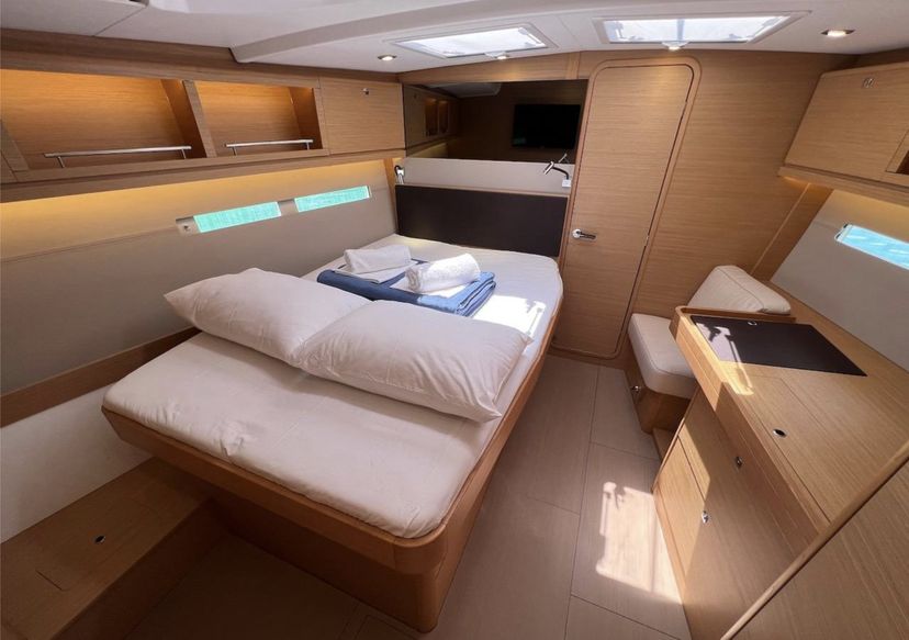 Dufour Yachts EX Alpina