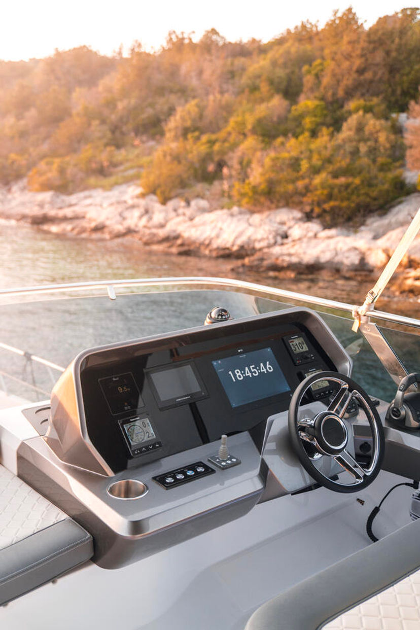 Galeon 40 FGStar Mini