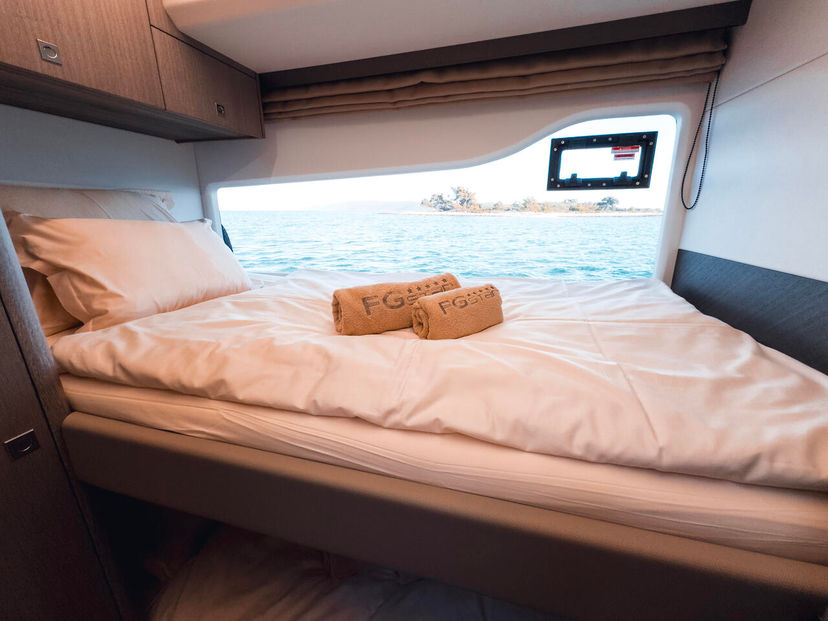 Galeon 40 FGStar Mini