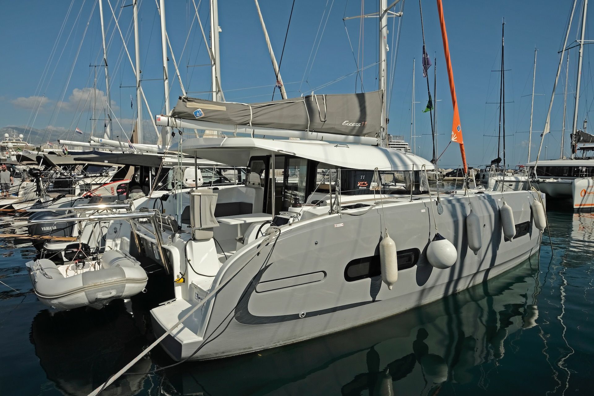 nausys-35483765-482147-XCS11_Bronze_01.jpeg