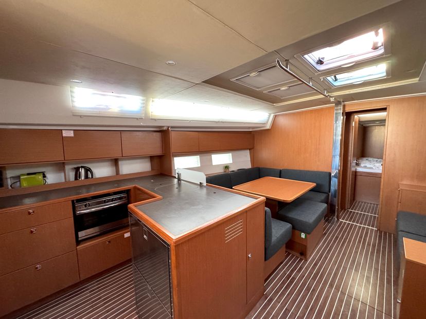 Bavaria Yachtbau 50 Hangover