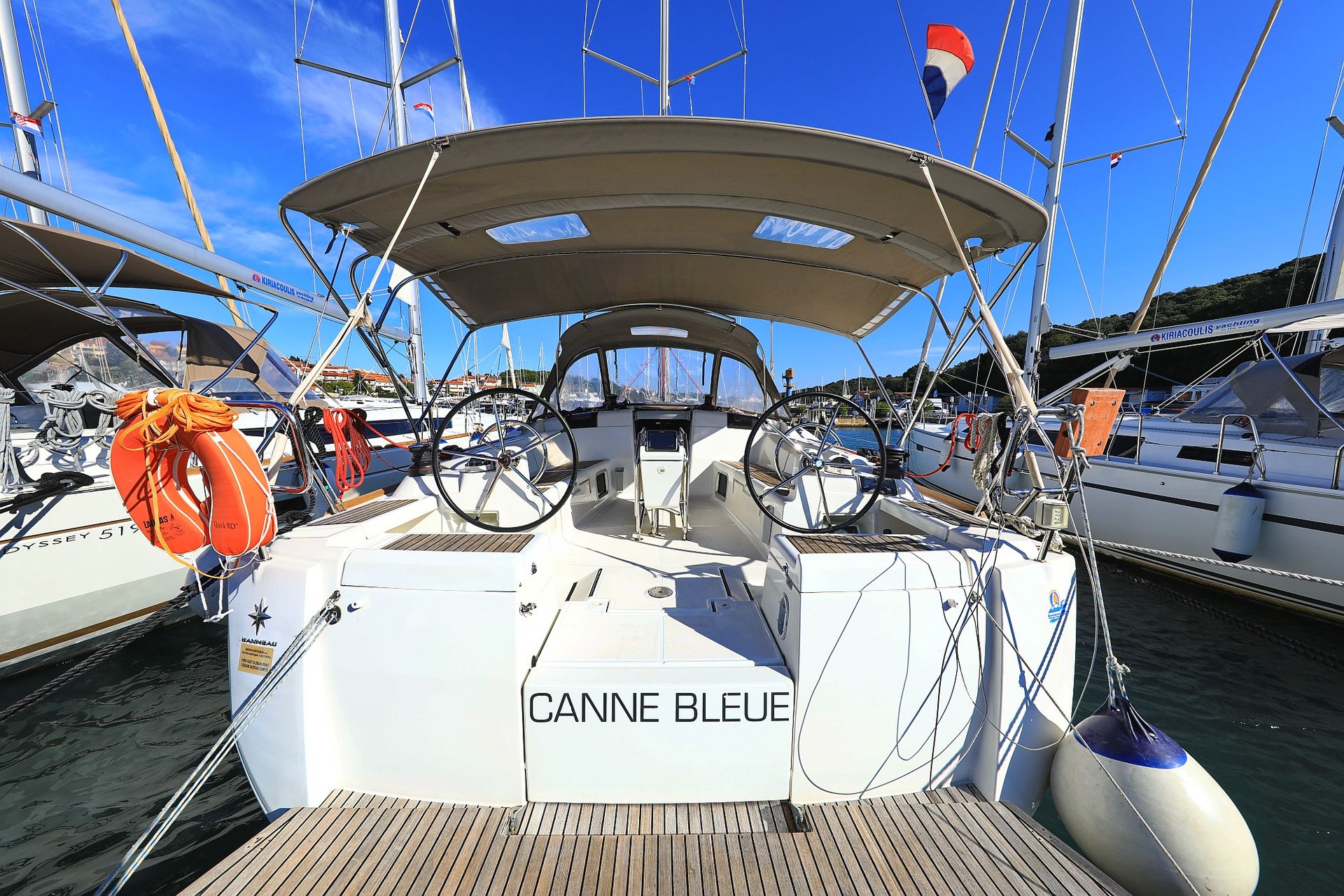 nausys-36179675-613389-n2.jpg