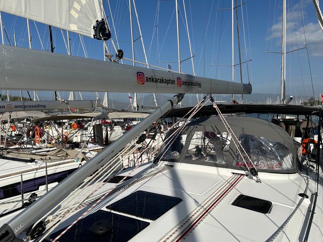 Bavaria Yachtbau 46 Suncity 6