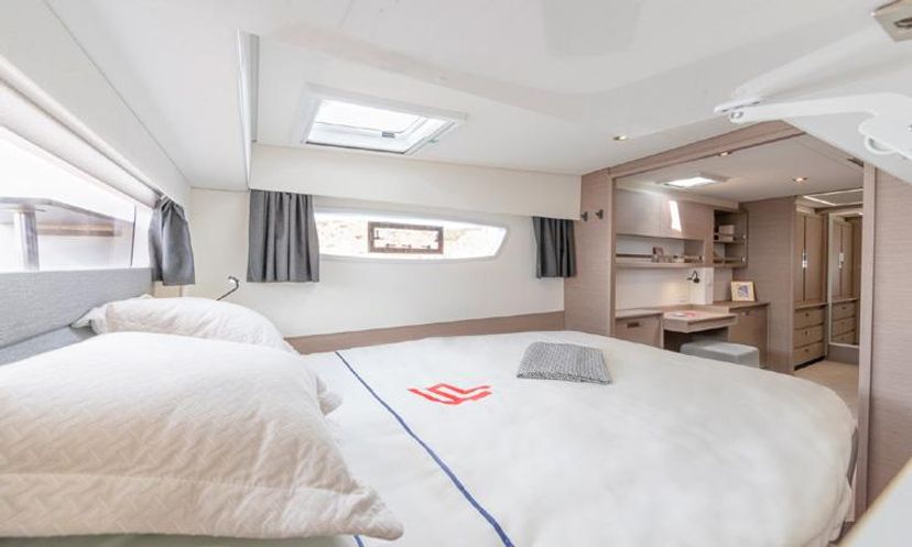 Fountaine Pajot 45 Seeker