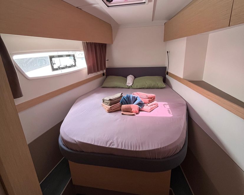 Fountaine Pajot 42 VENT D'ARGUIN