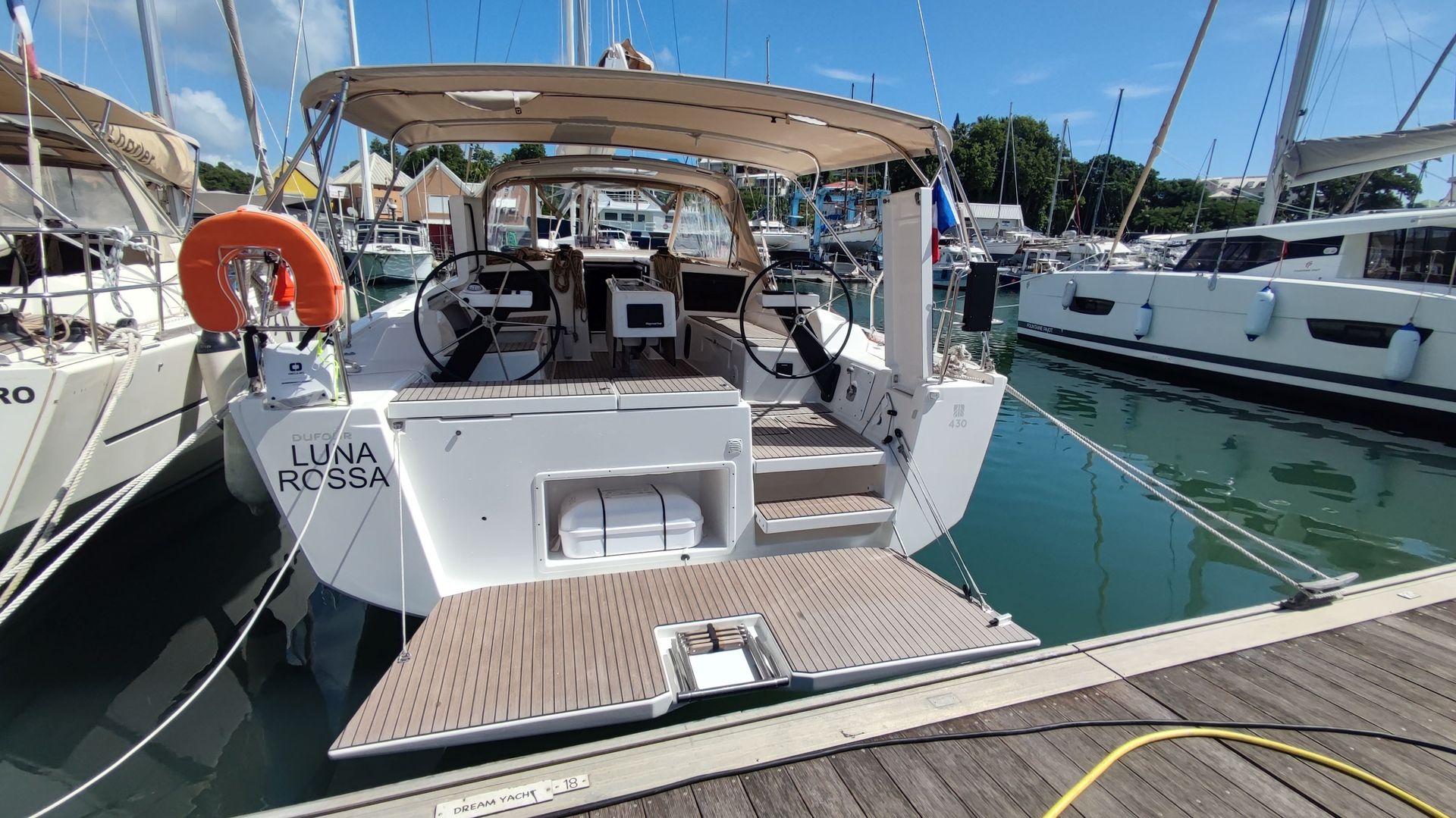 nausys-36798244-9870890-main.jpg