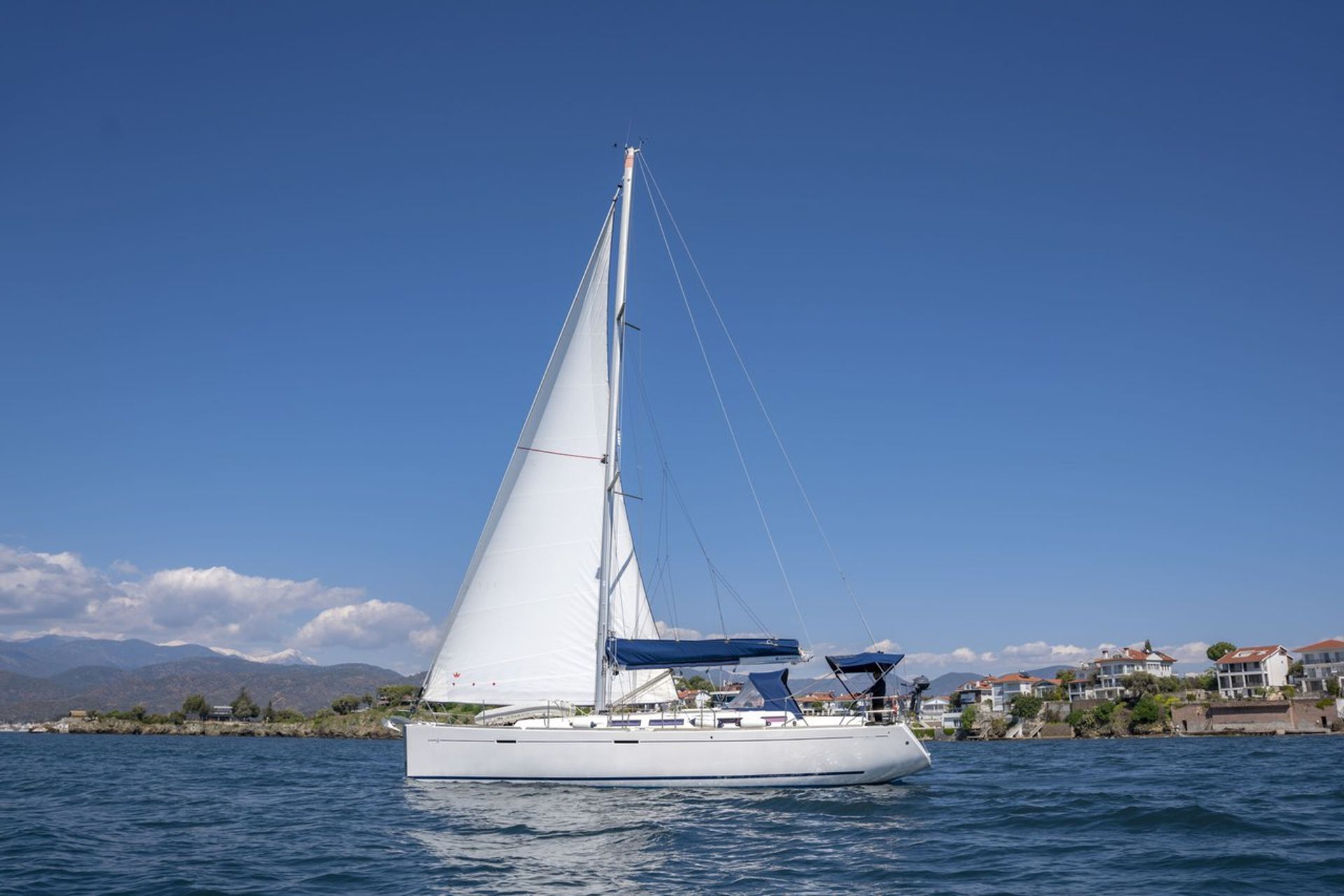 nausys-36961079-36949156-main.jpg