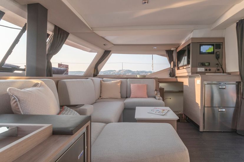 Fountaine Pajot 40 Alandini