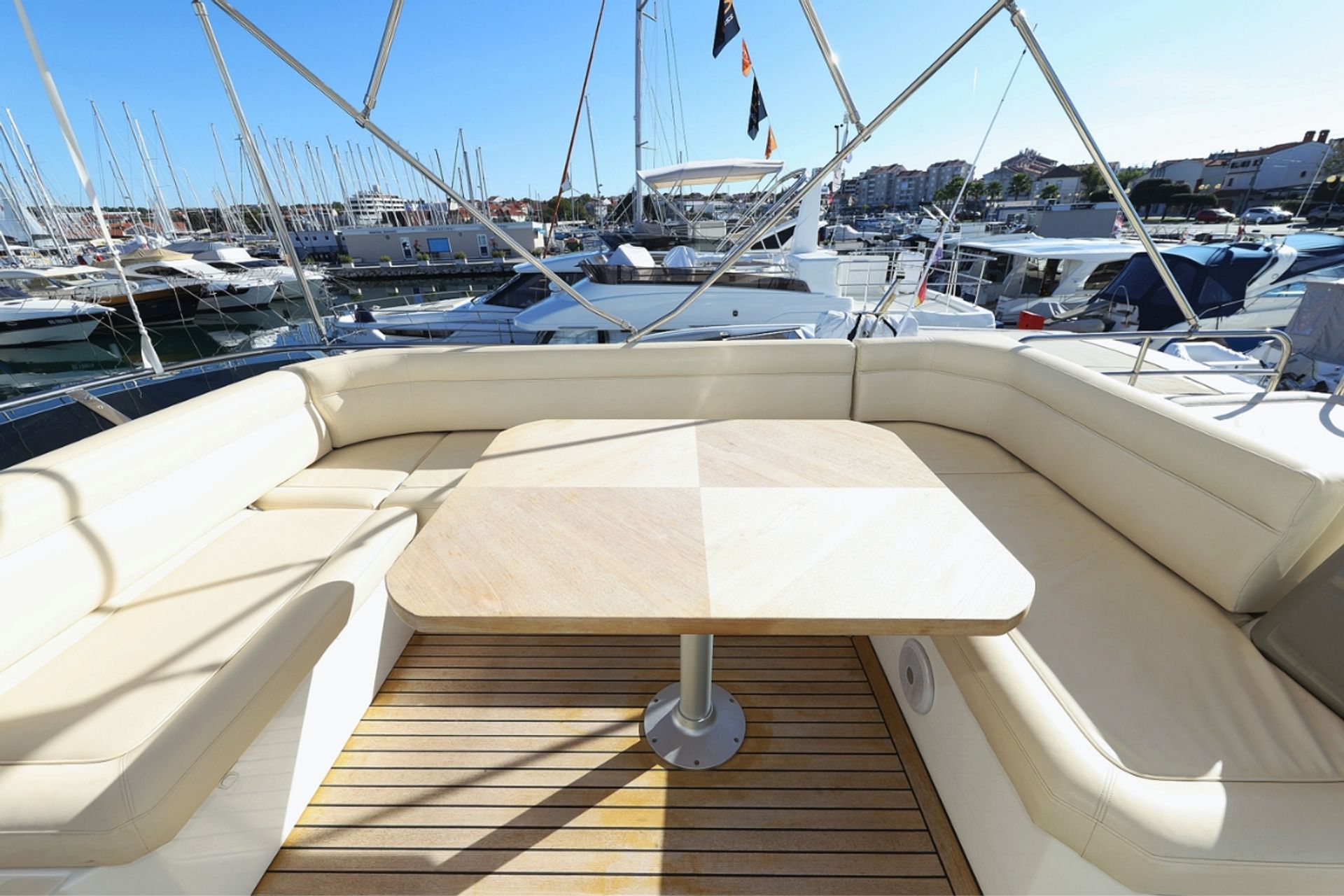nausys-37330372-112021-n4.jpg