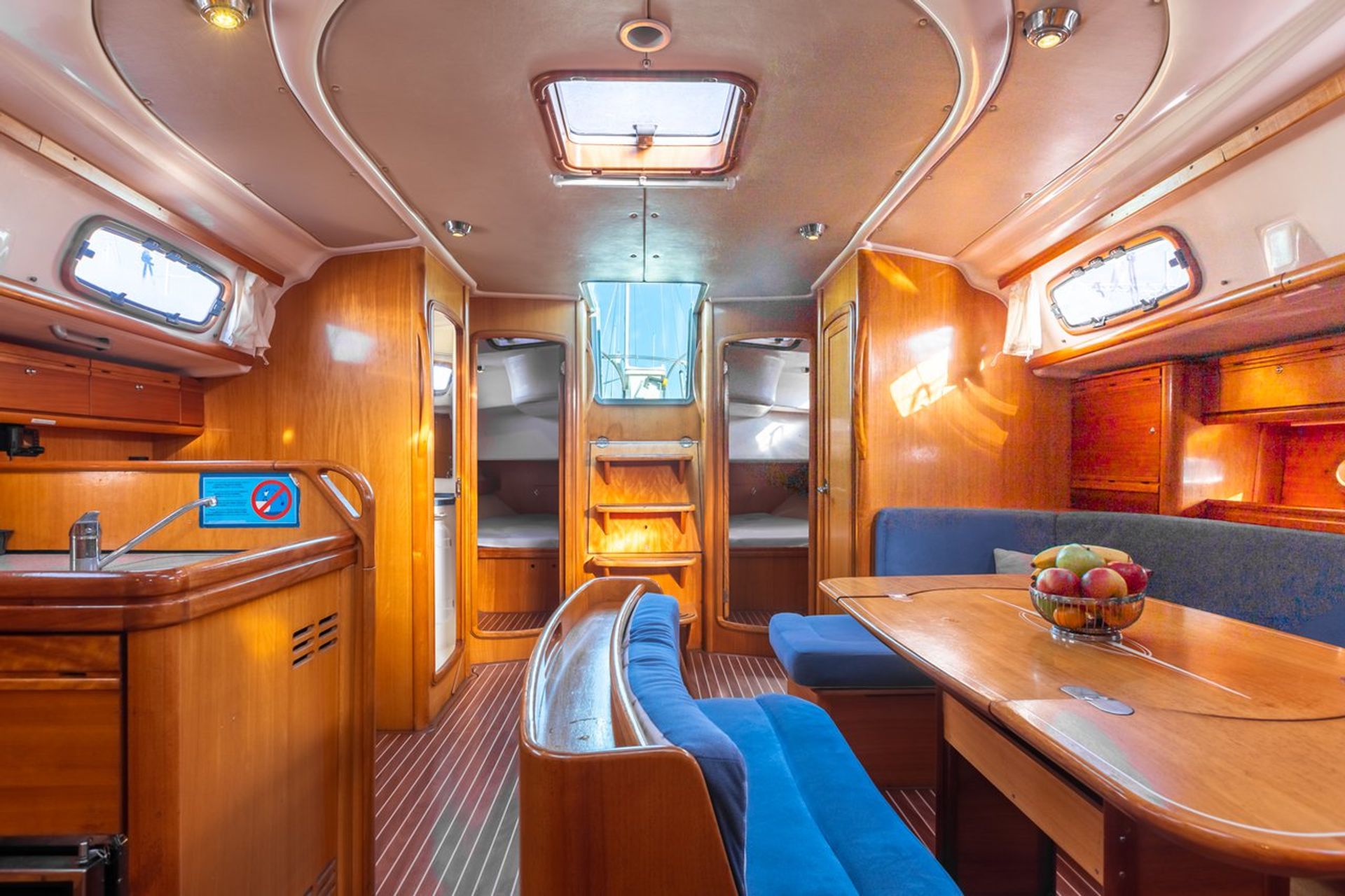 nausys-37510920-37509770-p.jpg