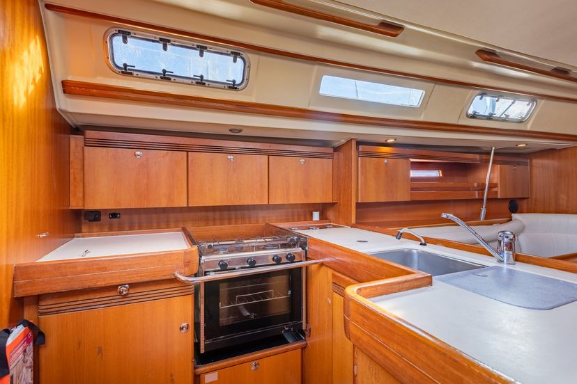 Dufour Yachts 44 Jonathan Pink