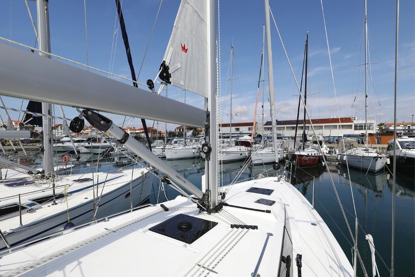 Bavaria Yachtbau 38 Lea