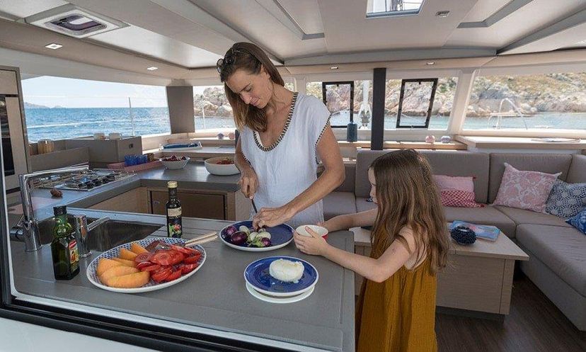 Fountaine Pajot 42 Fortunata