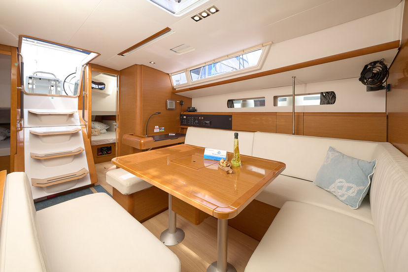 Jeanneau 47 Pina