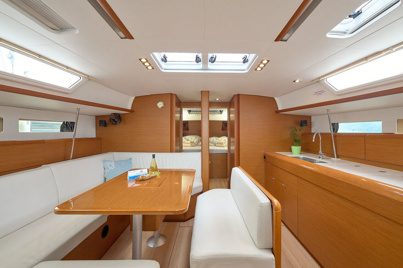 Jeanneau 47 Pina