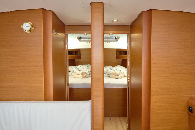 Jeanneau 47 Pina