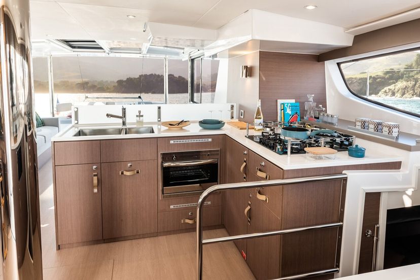 Catana 4.6 Maestro