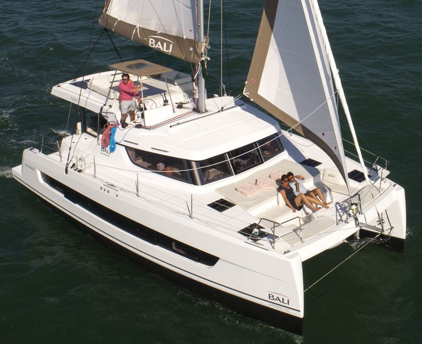 Catana CATSPACE Traminer
