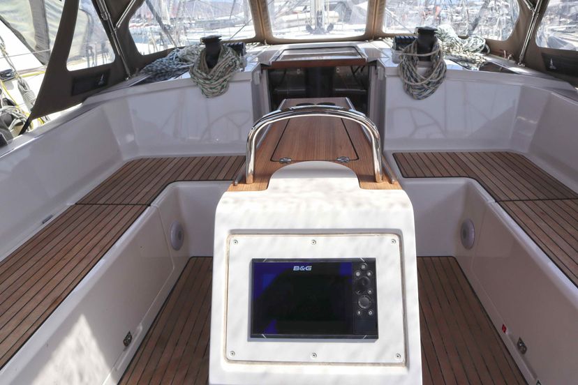 Bavaria Yachtbau C42 PRESTIGE