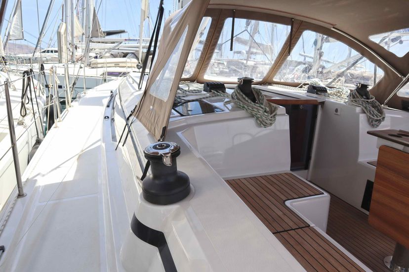 Bavaria Yachtbau C42 PRESTIGE