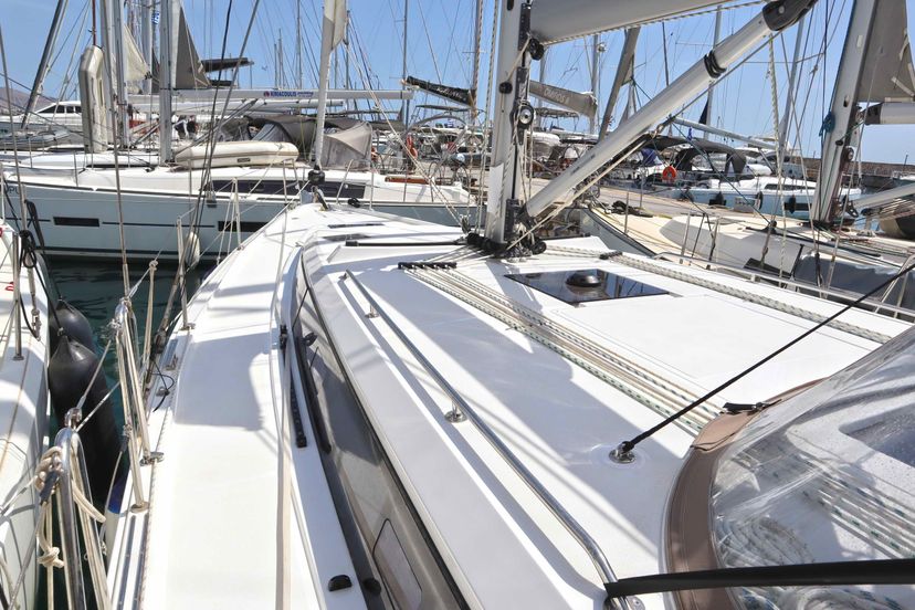 Bavaria Yachtbau C42 PRESTIGE