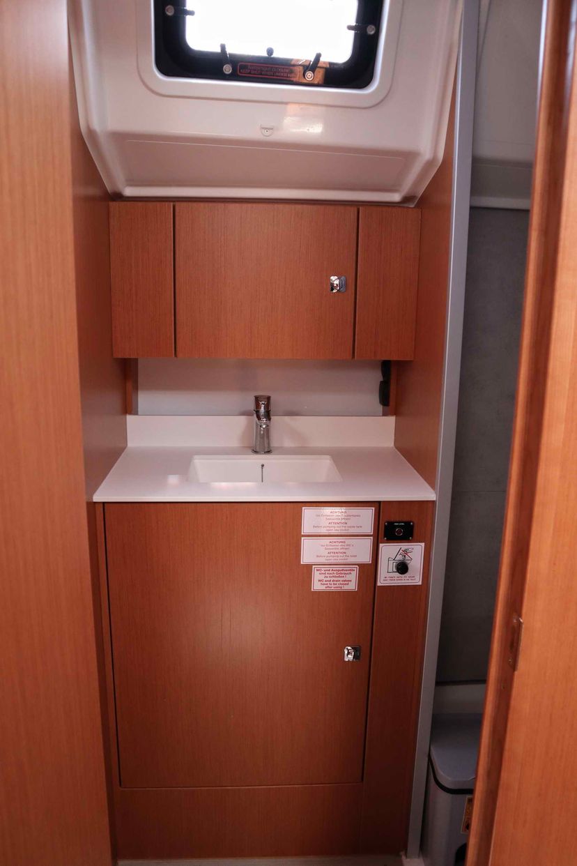 Bavaria Yachtbau C42 PRESTIGE