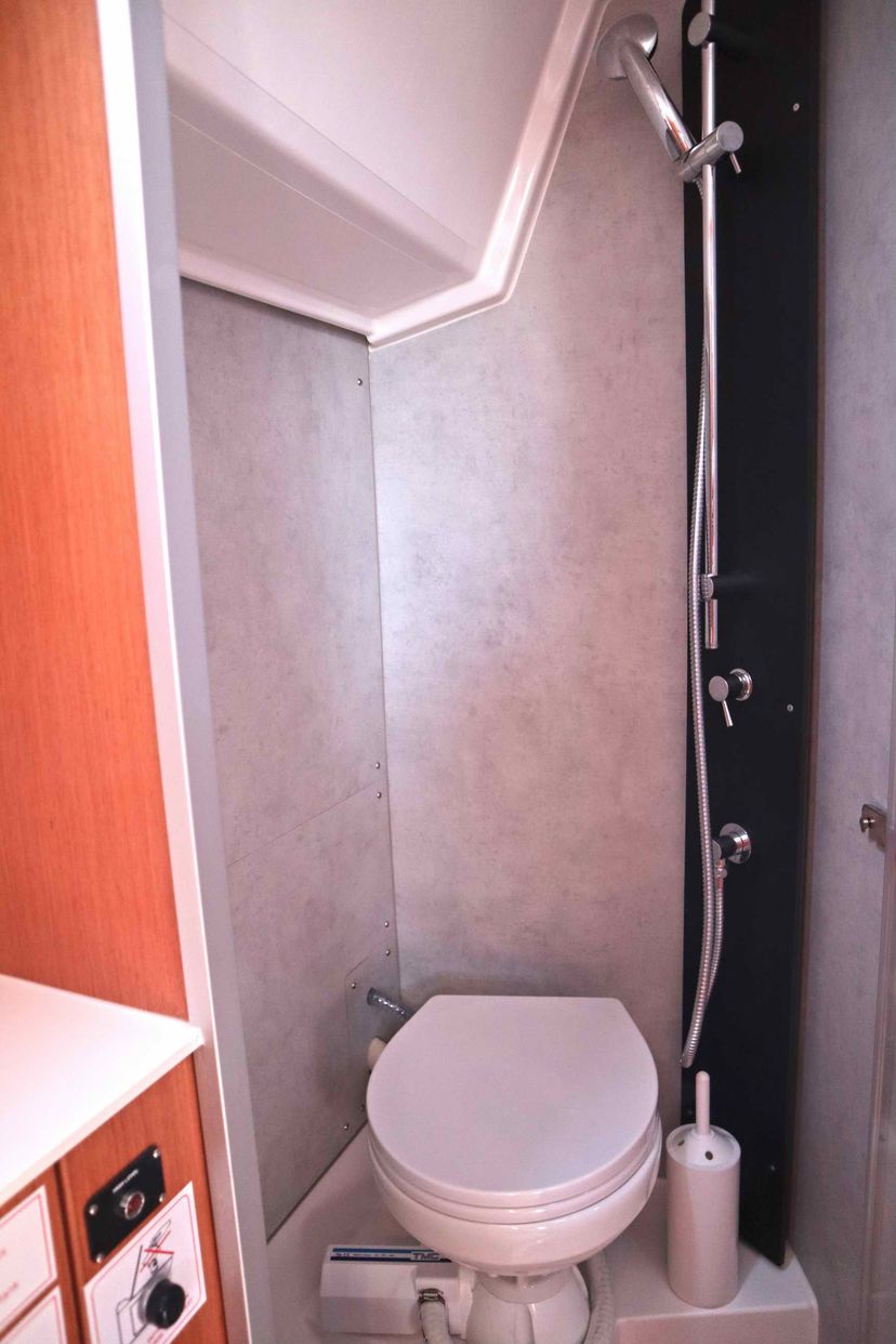 Bavaria Yachtbau C42 PRESTIGE