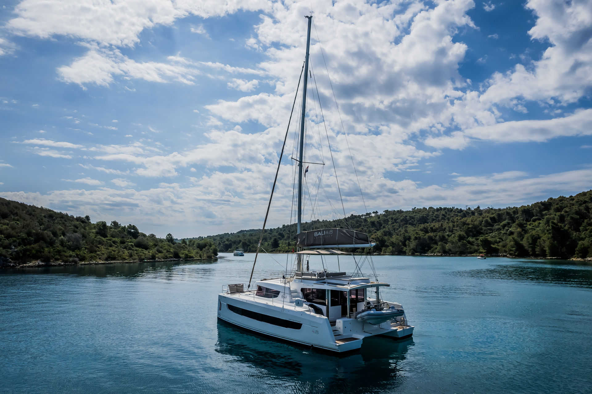 nausys-38560655-482136-n04.JPG