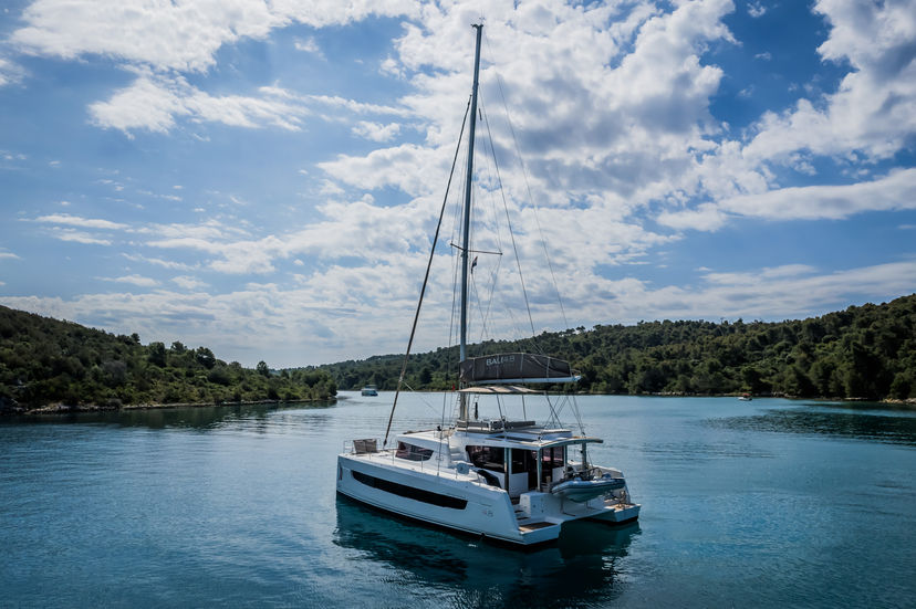 Catana 4.8  Esthera