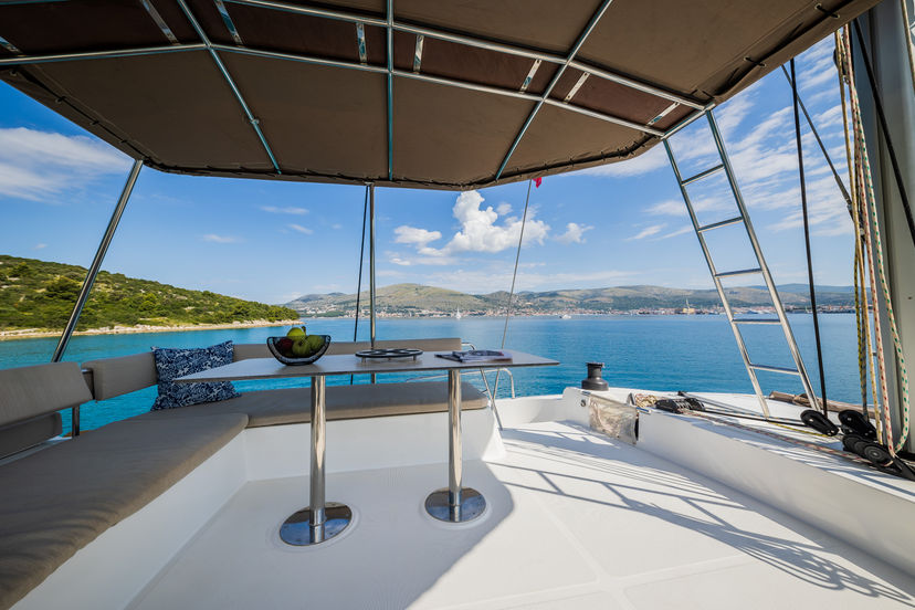 Catana 4.8  Esthera