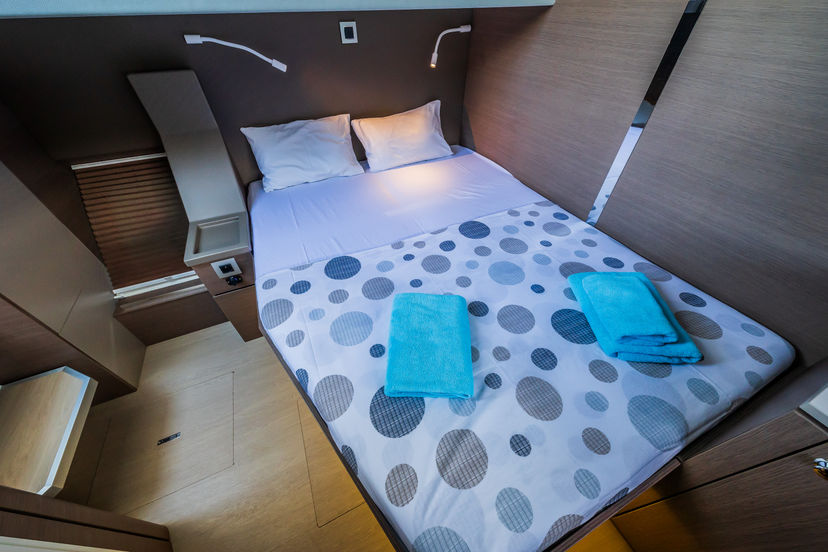 Catana 4.8  Esthera