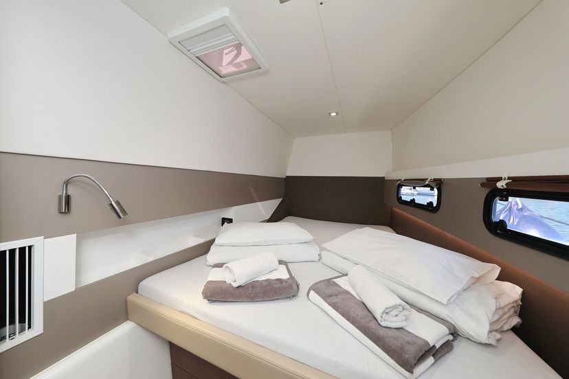 Catana 4.3 Sierra