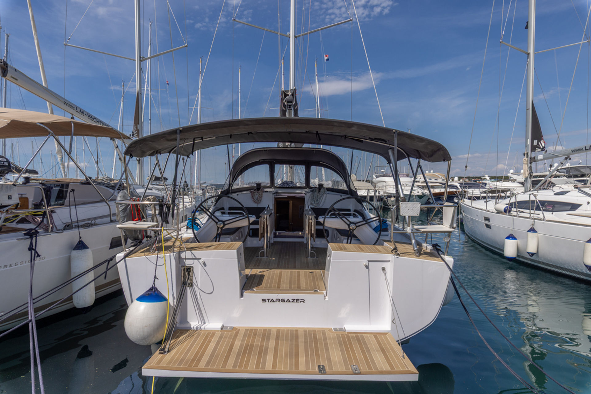 nausys-38590906-107061-main.jpg