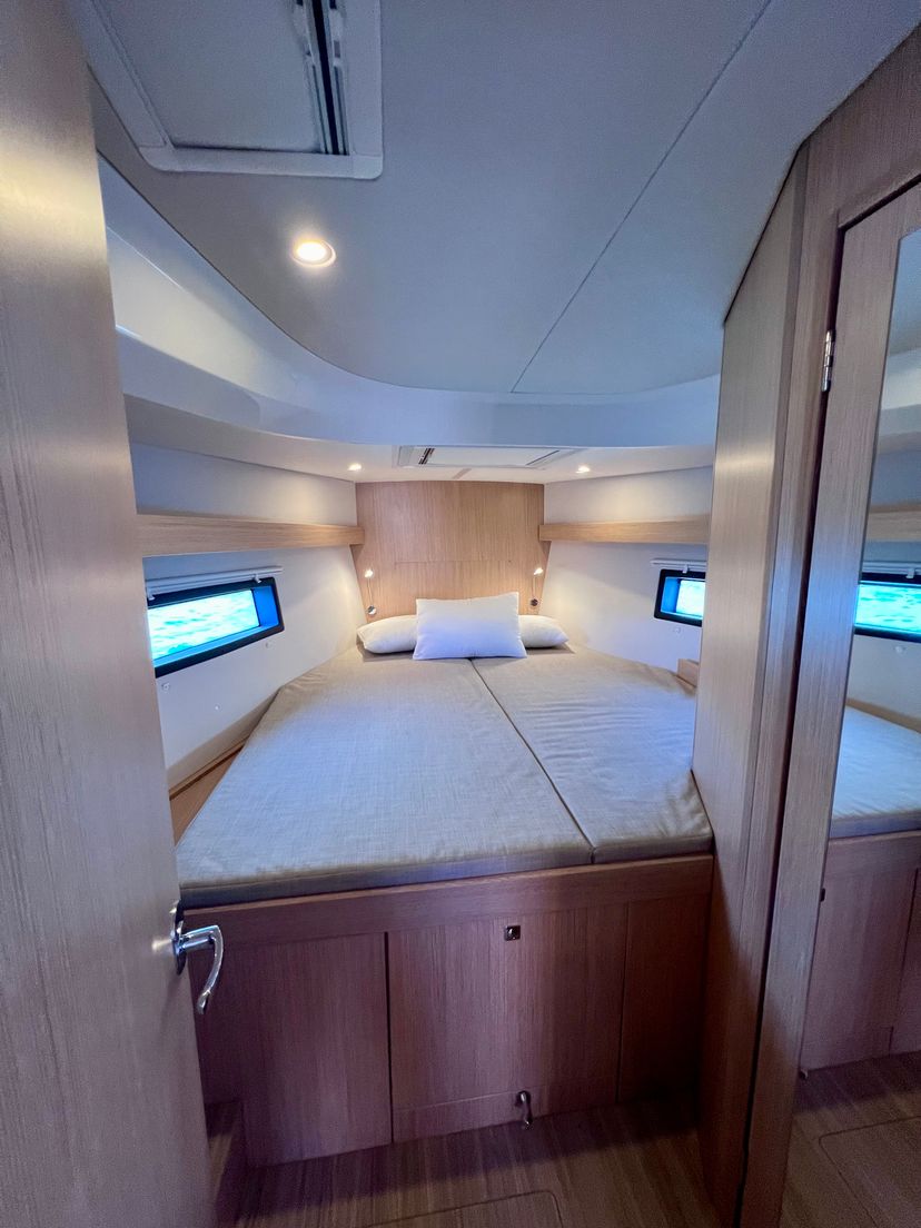 Bavaria Yachtbau C42 Siroco