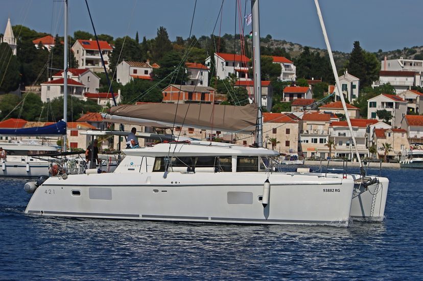 Lagoon 42 Happiness