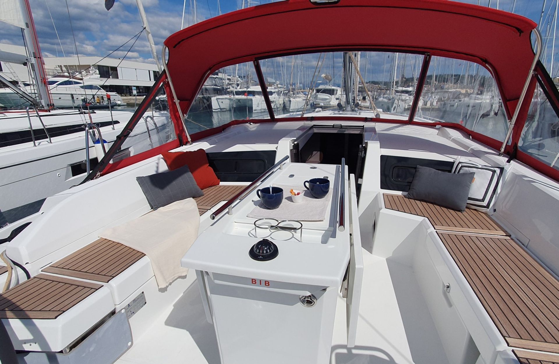 nausys-38815014-100556-n3.jpg