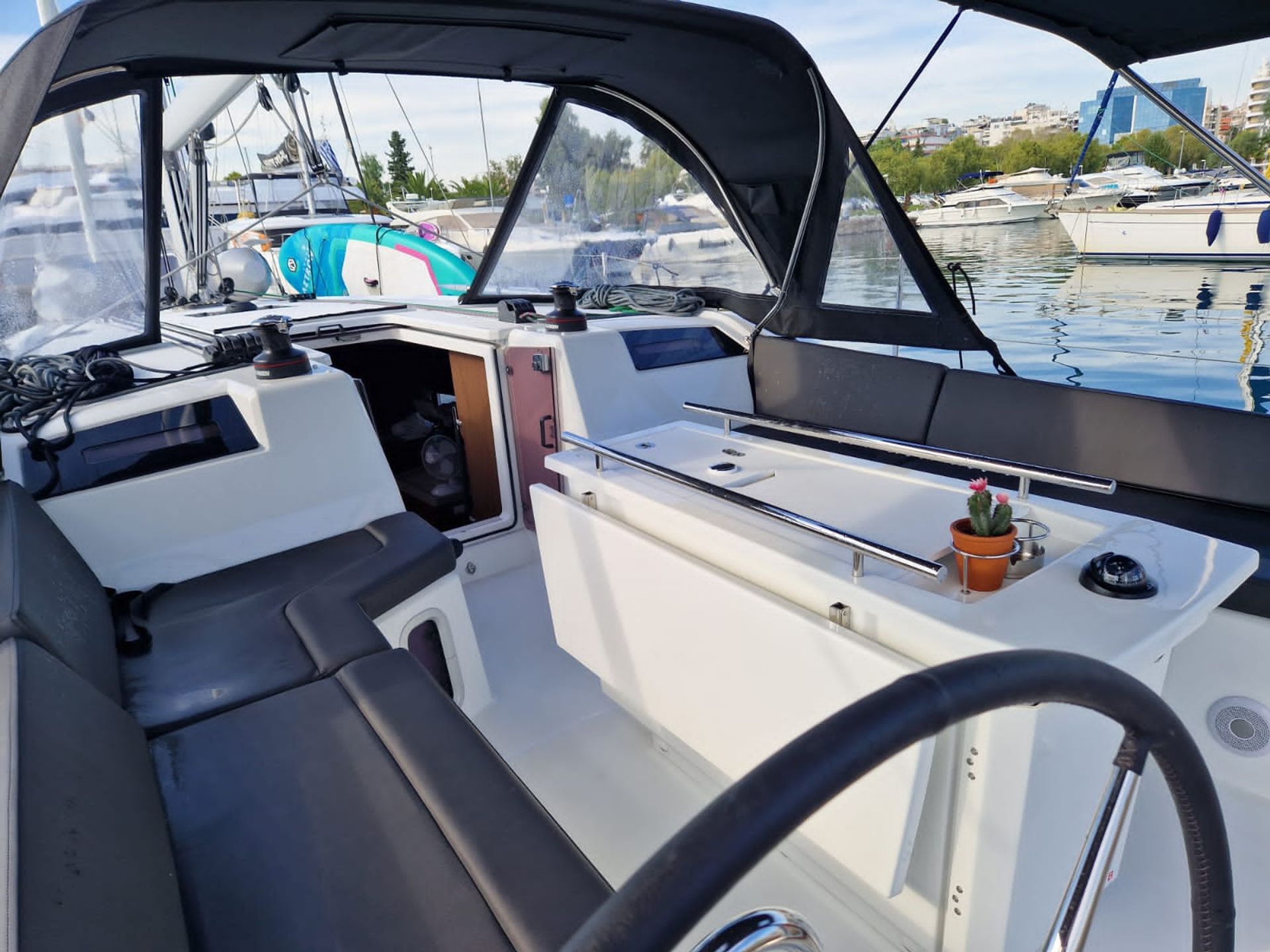 nausys-38891618-932995-n4.jpg