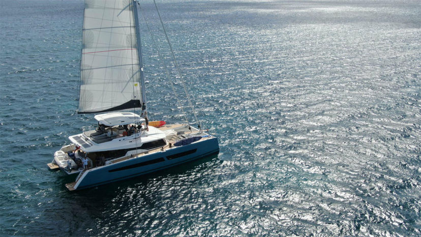 Fountaine Pajot ALEGRIA 67 Yellow