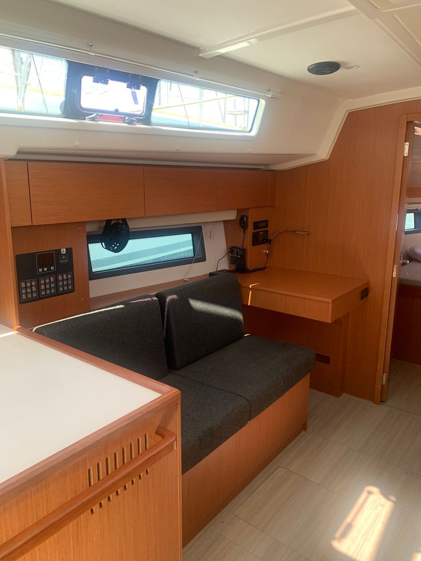 Bavaria Yachtbau C42 Maia