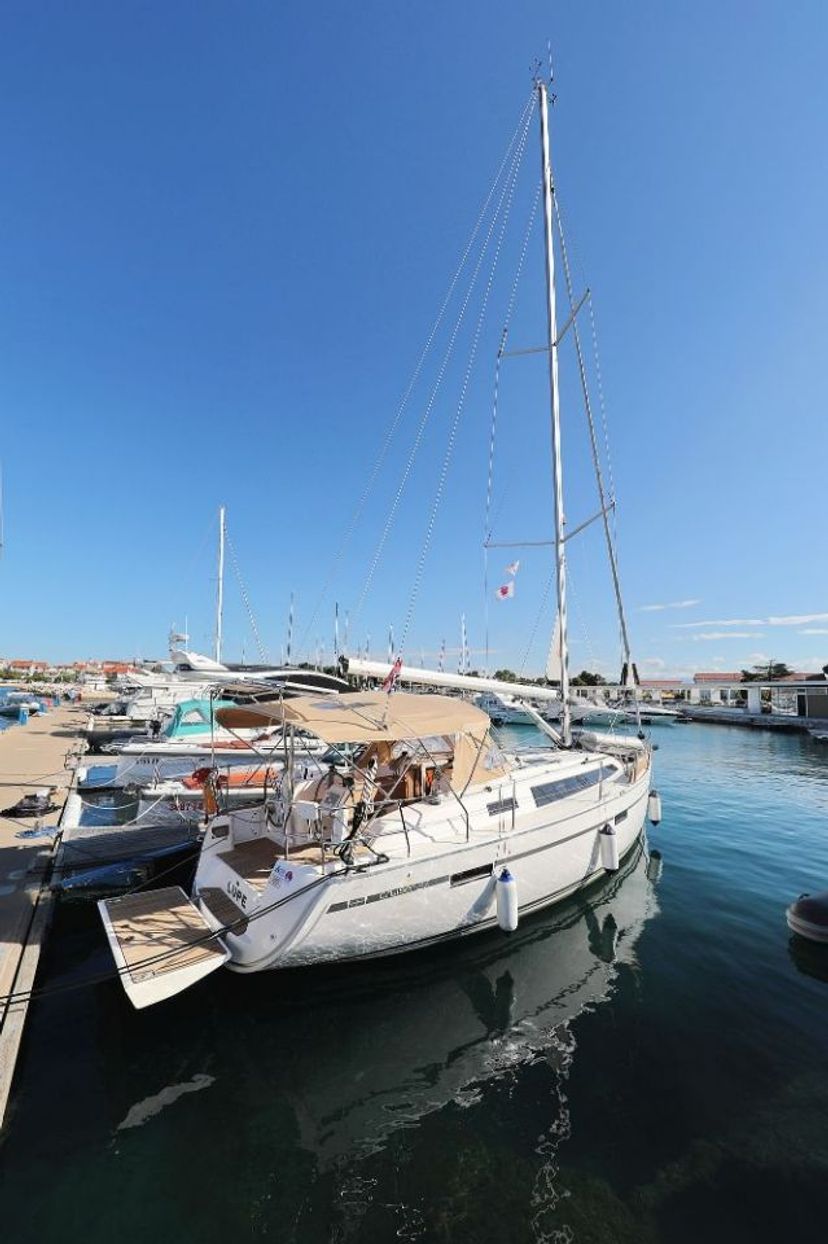 Bavaria Yachtbau 37 Lupe