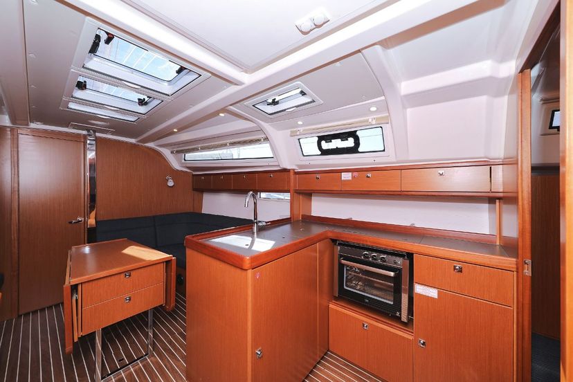Bavaria Yachtbau 37 Lupe