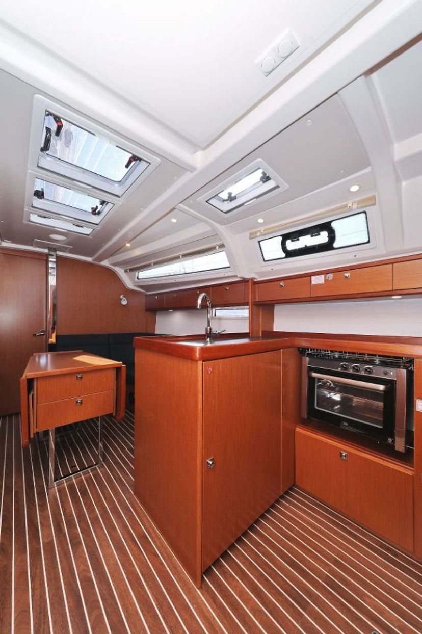 Bavaria Yachtbau 37 Lupe