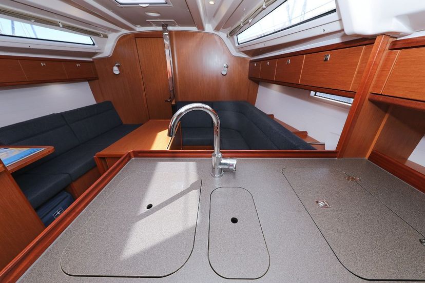 Bavaria Yachtbau 37 Lupe