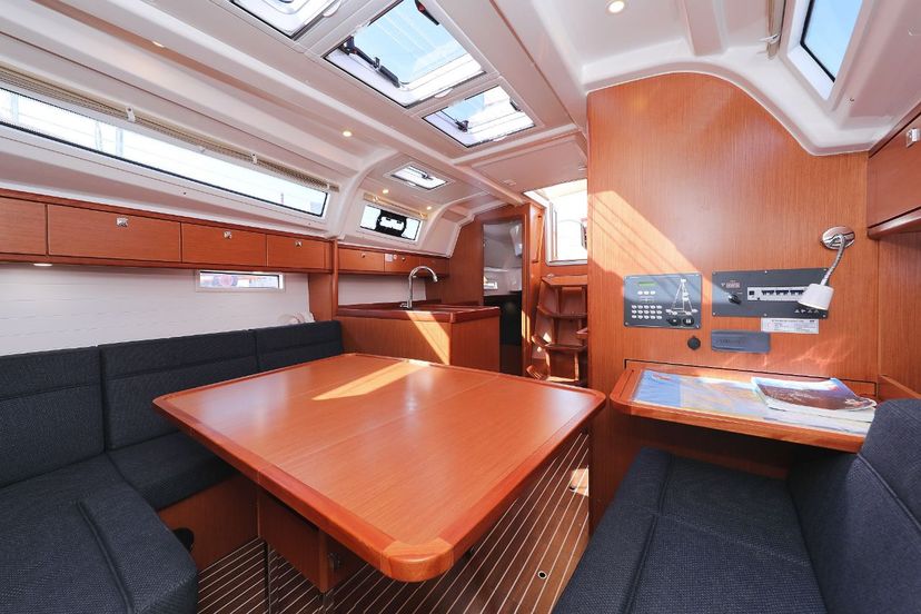 Bavaria Yachtbau 37 Lupe