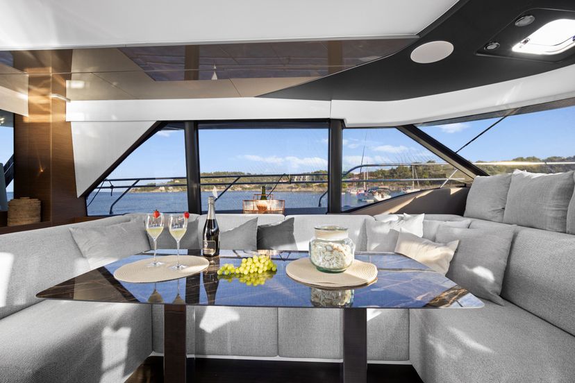 Prestige 48 Dolce far niente
