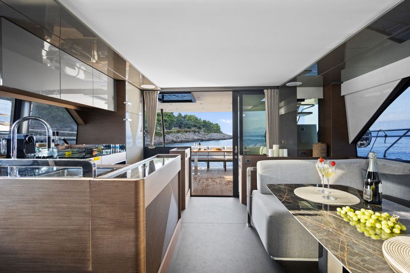 Prestige 48 Dolce far niente
