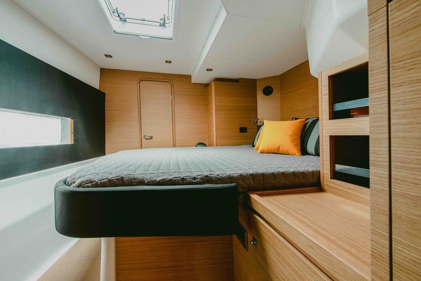 Dufour Yachts AMARA Hawaii 5-0