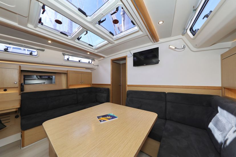 Hanse Yachts 45 Tine