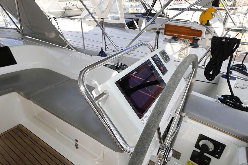Hanse Yachts 45 Tine