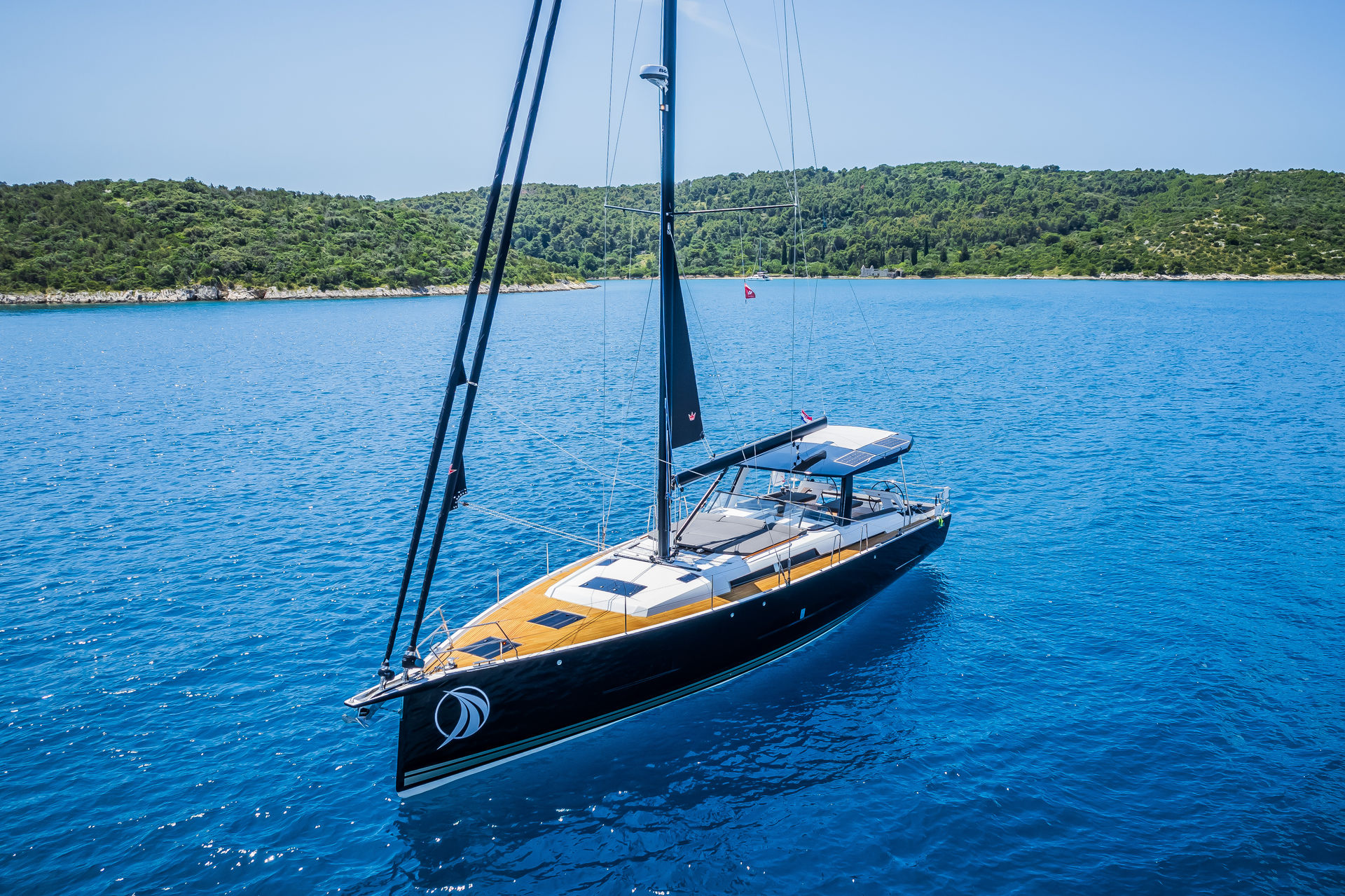nausys-39170111-482136-main.JPG
